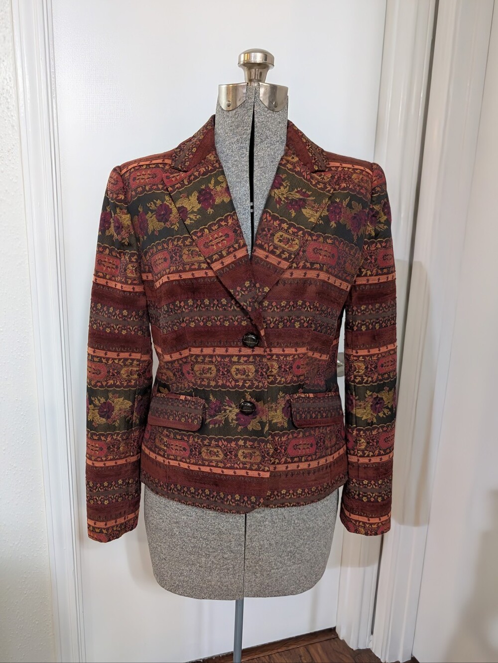 Vintage Evelyn Floral Tapestry Blazer Jacket Women's Size 4 Brown Burgundy EUC